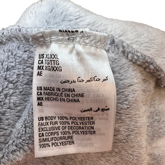 Jenni sparkle Star Print Plush Short Robe - Picture 5 of 7